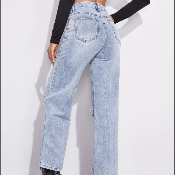 (SOLD)⚡️New⚡️Jeans for Her - Picture 3 of 4